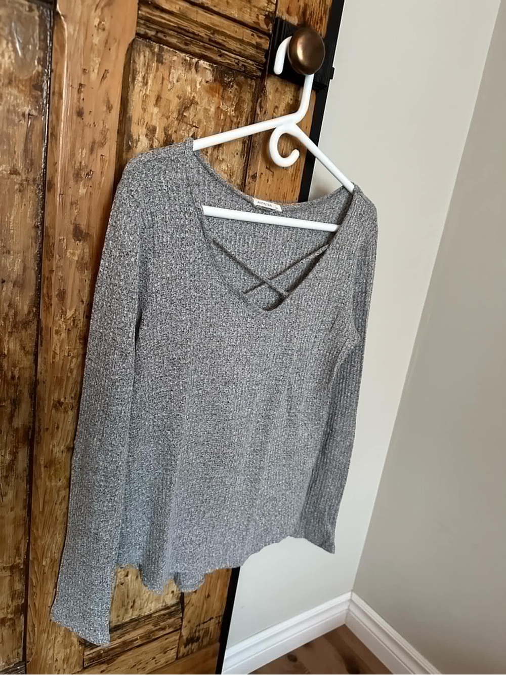 Women’s Gray Ribbed V-Neck Top with Crisscross Detail
